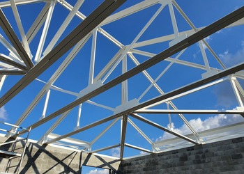 KONSTRUKCJA DACHU - MONTAŻ